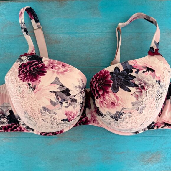 Cacique Floral Lace Trim Lightly Padded Underwire Bra Pink & Purple Sz 44D - Picture 1 of 7